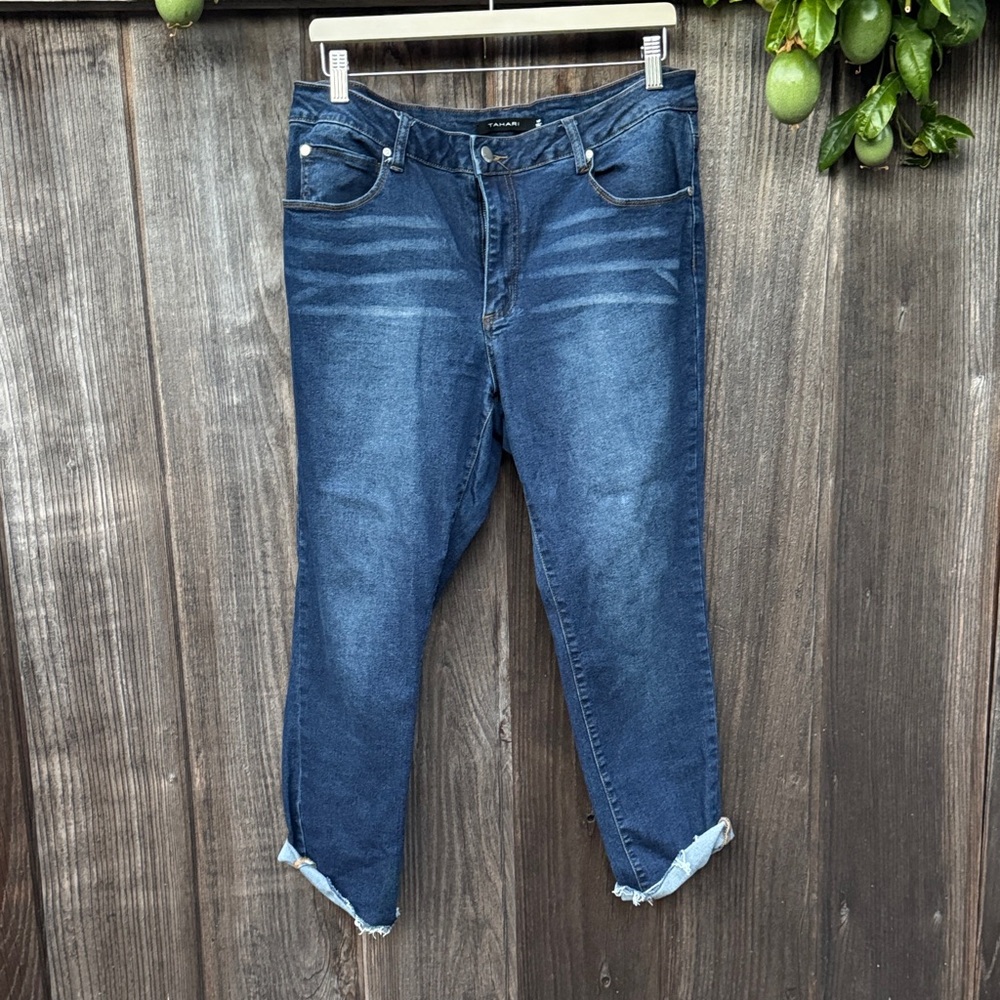 Tahari Women's Boyfriend Jeans in Deep Blue
